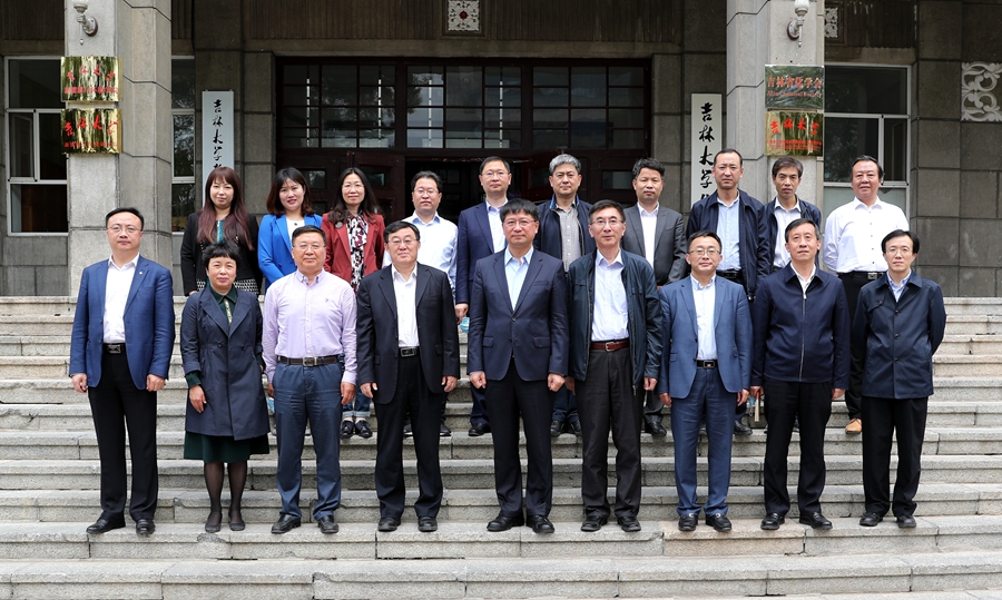 校长张希赴国产偷拍自拍
调研